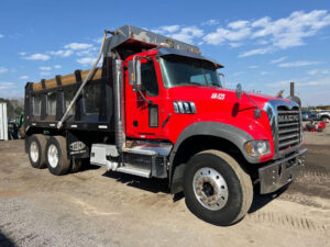 2021 Mack GRANITE 64FR - photo 1