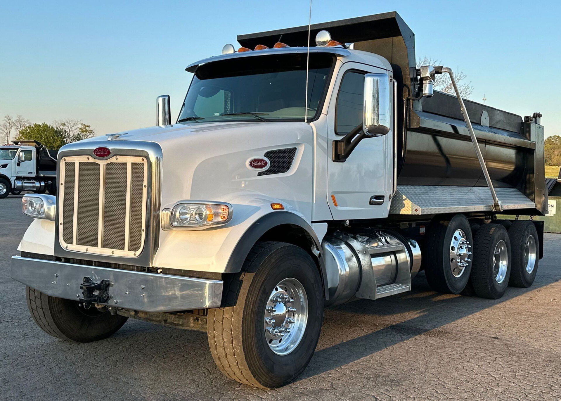 2021 Peterbilt 567