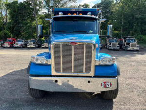 2025 Peterbilt 567 - photo 1