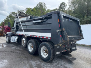 2022 Peterbilt 567 - photo 1