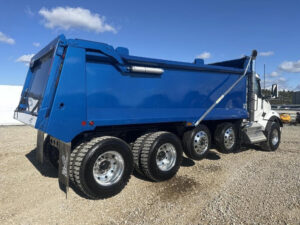 2025 Kenworth T880 - photo 1